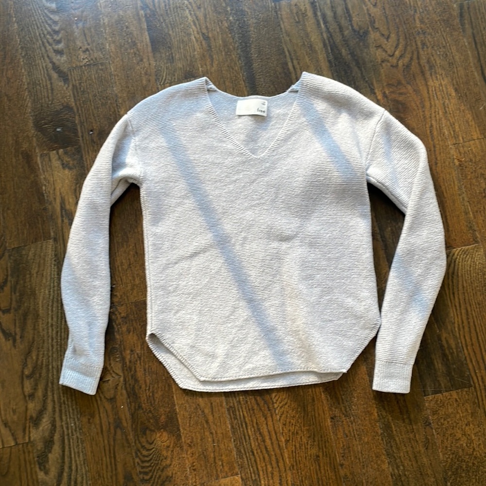 Wilfred Aritzia sweater